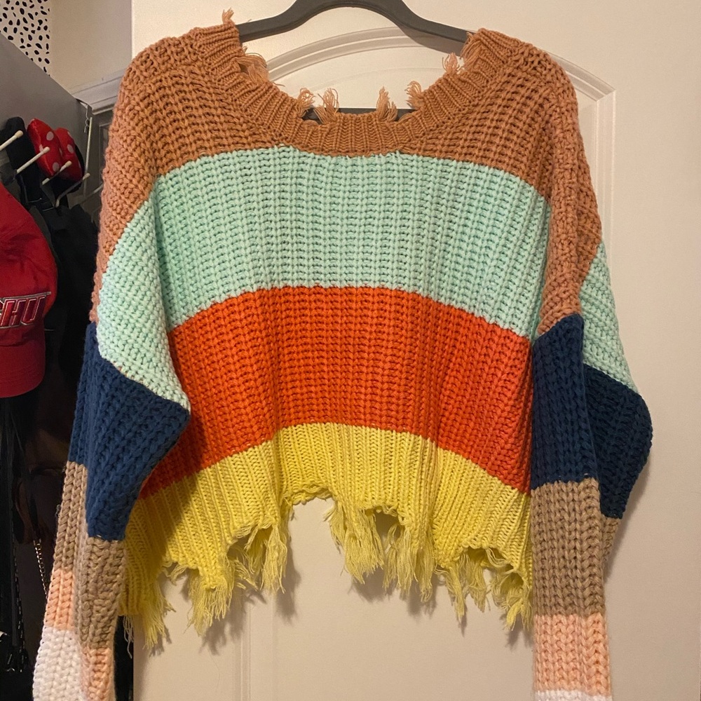 Multicolored Cropped Sweater - Picture 3 of 3